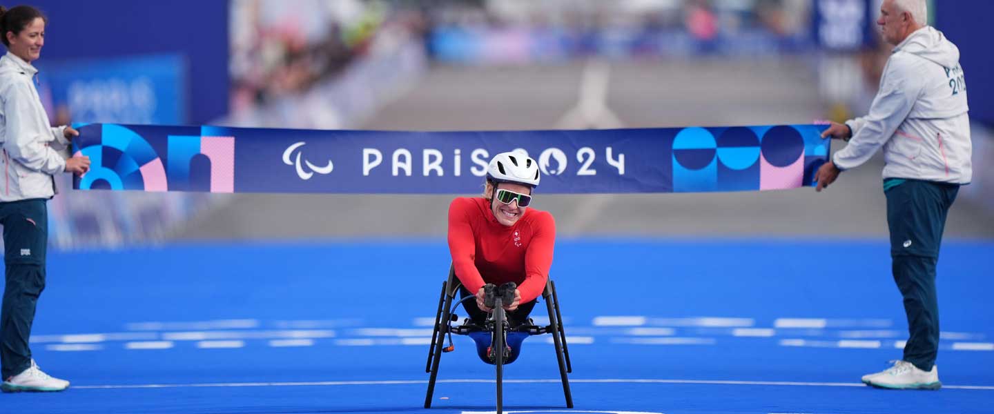Swiss duo win marathon gold in Paris
