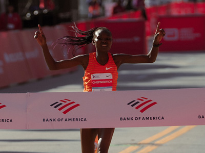 Ruth Chepngetich wins the Bank of America Chicago Marathon in 2022