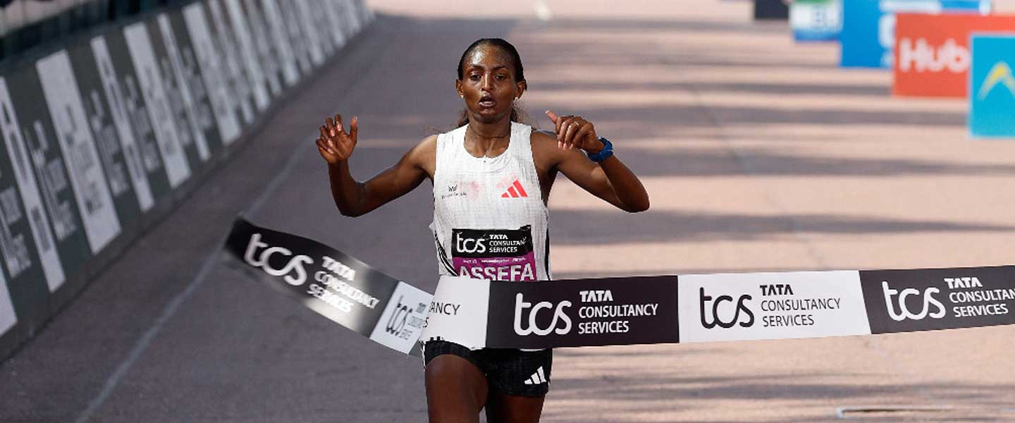 Assefa sets new women's only world record in London